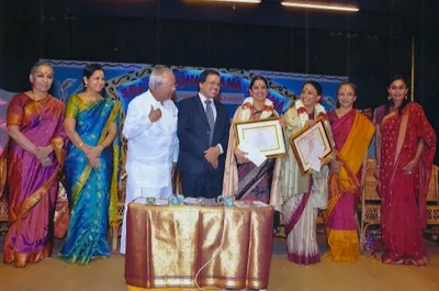 9 December 2011 Surupa and Bijayini receive the Nritya Choodamani